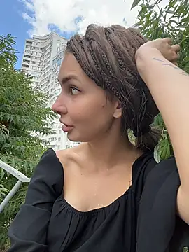 SandraCarter Adlı Modelin Canlı XXX Sohbeti