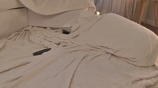 SunnyRisha 라이브 XXX 채팅