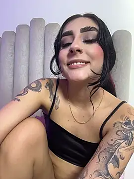 Chat +18 de sharlot24 ao vivo