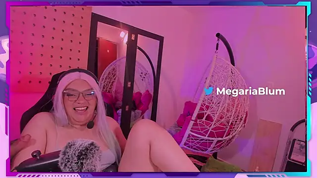 MegariaB's Live XXX Chat