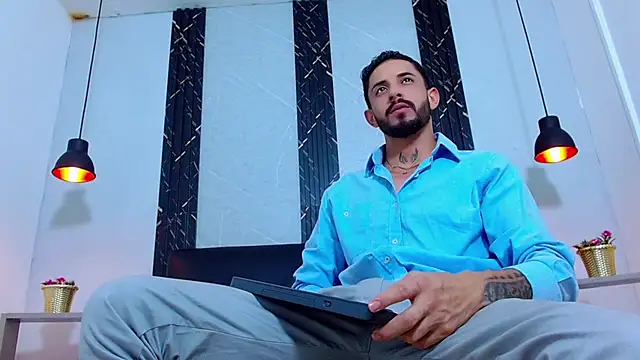 Erick_Wall webcam show