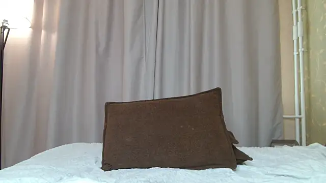 KellePourier 现场XXX聊天