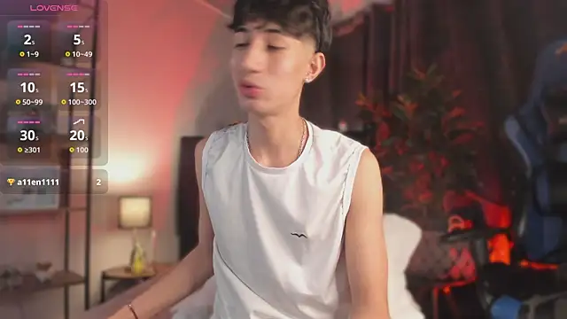 NovaaWheler 现场XXX聊天