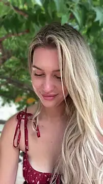 KikiWatson Chat XXX in diretta