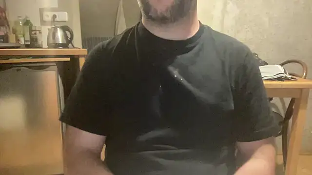 XXX chat uživo modela RedDante89