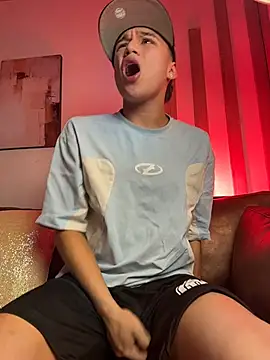 Dominik_Souza Chat XXX in diretta