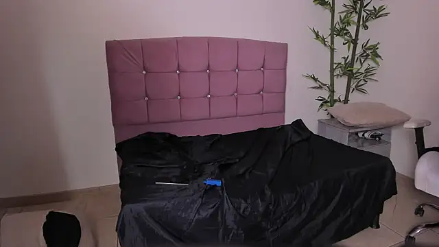 Živý XXX chat DarkRomanceXXX