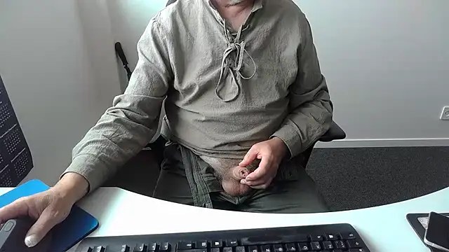 Buggemann Live XXX Chat