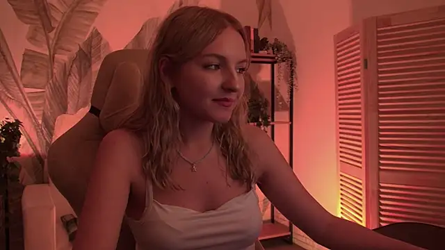 ViolaMore's Live XXX Chat
