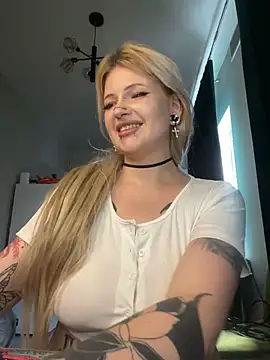 Chat XXX ao vivo de DriveThruCiri