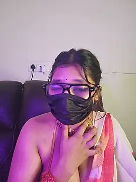 callmeshreyaのライブXXXチャット
