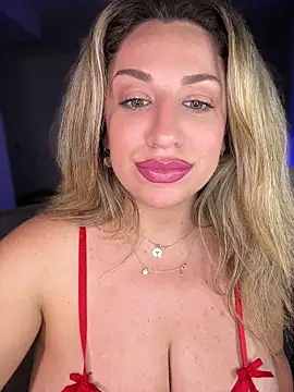 miamellycious XXX чат на живо