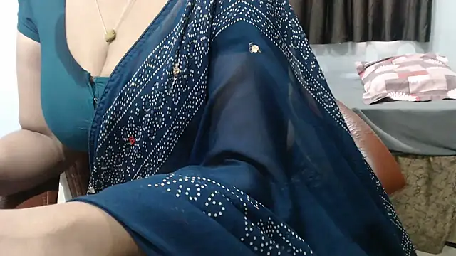 Chatroom XXX en direct de sunitha-3