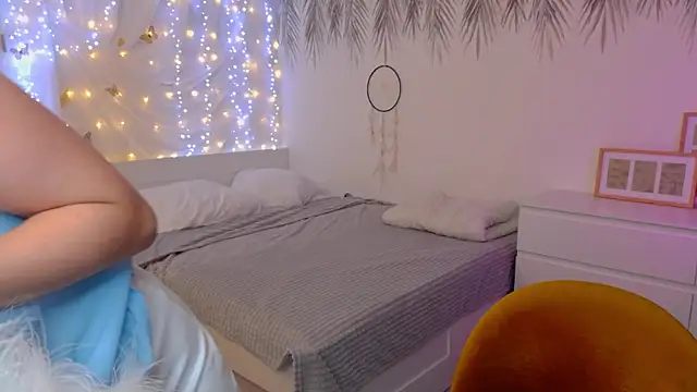 LeonaFoxx's Live XXX Chat
