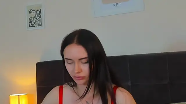 צ'אט XXX בשידור חי של KellyWhites