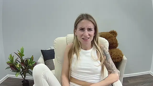 แชท XXX สดของ DeboraHorny