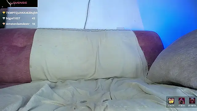 Palo_santo Chat XXX in diretta