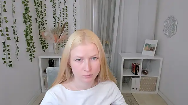 Laly_Peachn Live XXX chat