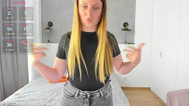 Kitkatvel Chat XXX in diretta