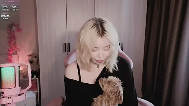 yumi_charm Chat XXX live