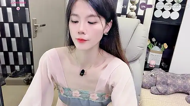 Yueyue-MMのライブXXXチャット