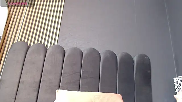 Chatroom XXX en direct de Nicolette_ks_