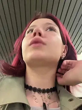 Lilly__Kiss' Live XXX Chat