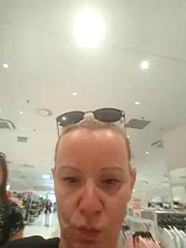 Priselvis Live XXX-chat