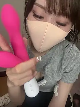 momo_mmのライブXXXチャット