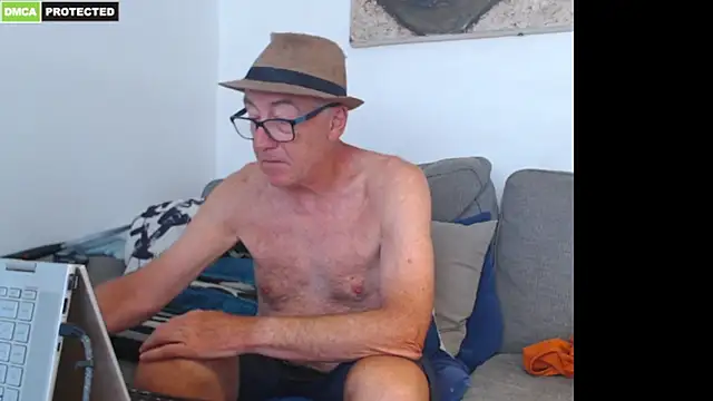 bluedae1 – Naživo XXX chat