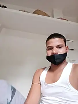 XXX chat uživo modela Rashi__75