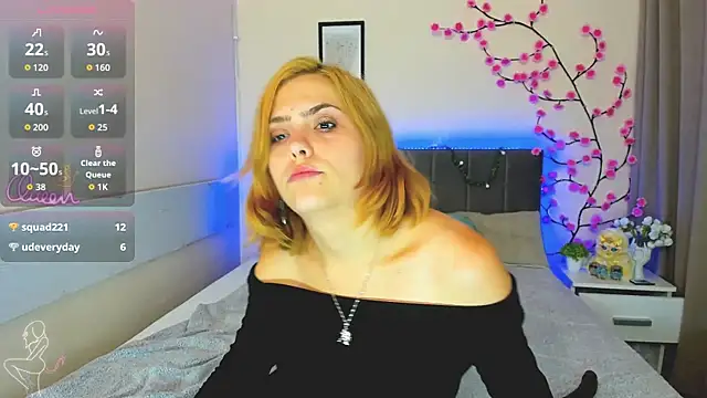 DellaRows Chat XXX live
