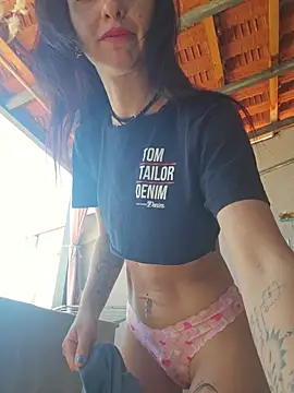 U_prolazu Adlı Modelin Canlı XXX Sohbeti