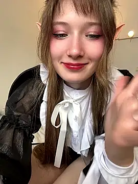 Strawberry_Senpai: онлайн-секс-чат