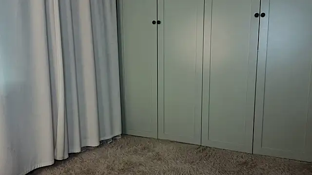 XXX chat uživo modela tgirlfoxy