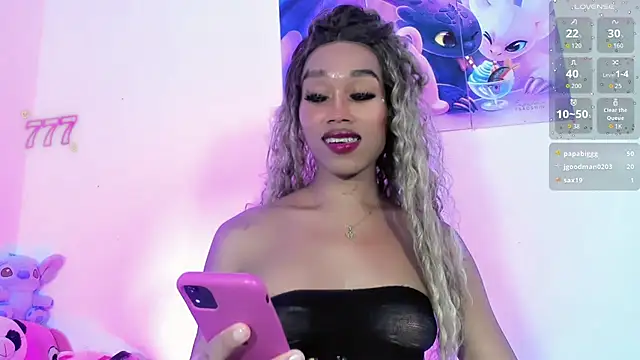 _ChanellR_'s Live XXX Chat