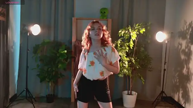 Chat XXX en directo de miraiakik