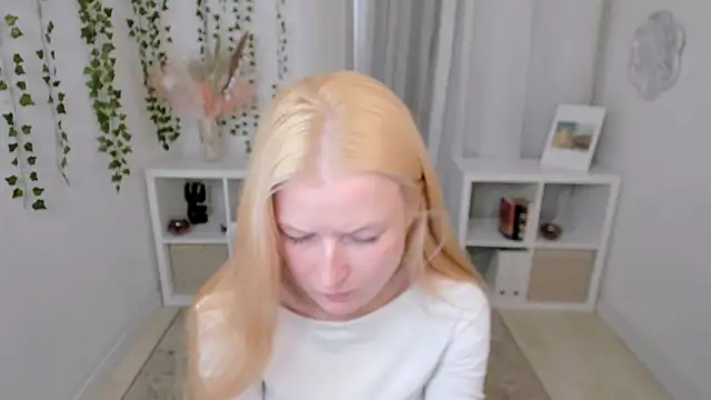 Laly_Peachn Live XXX chat