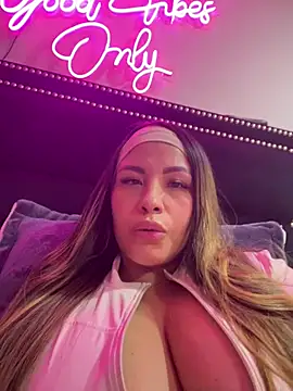 sexyyykloee Chat XXX live
