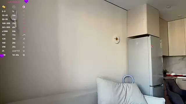 AlberthaBuddのライブXXXチャット
