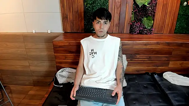 FedeViale webkamerás műsora