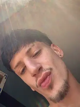 Chat XXX en directo de Leonardo0606