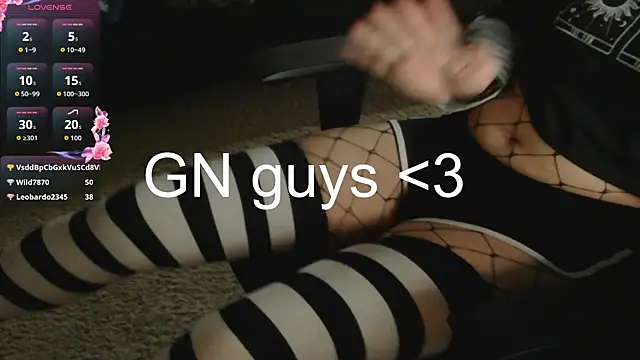 JaneDoeUwU's Live XXX Chat