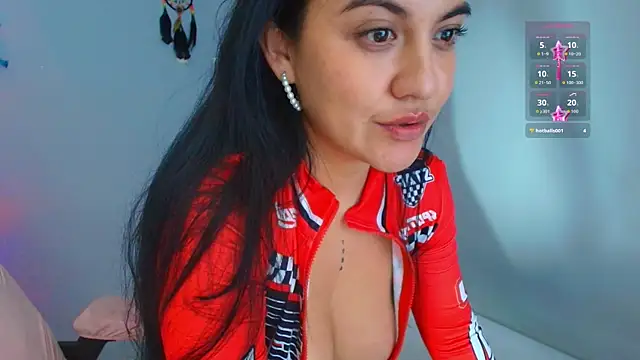 carla_rossin's Live XXX Chat