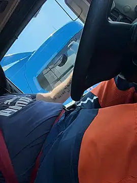 Groscul6938 XXX чат на живо