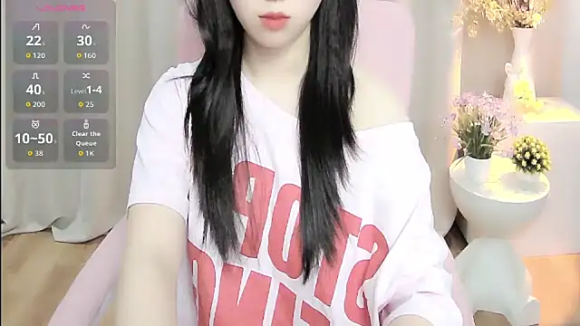 shynana 现场XXX聊天