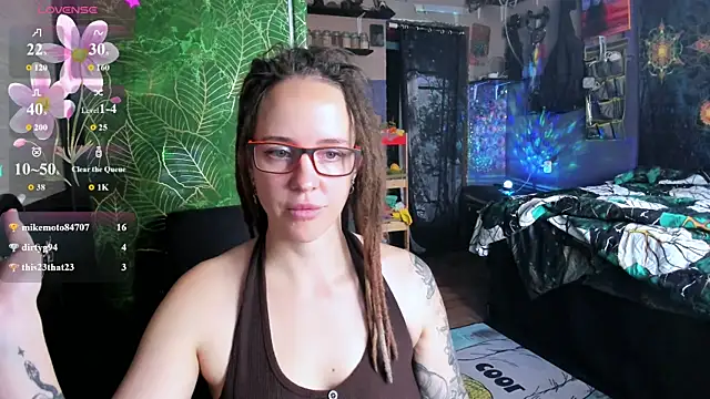 Chat XXX en directo de LisaFoxy_y