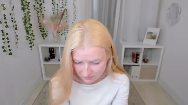 Laly_Peach's Live XXX Chat