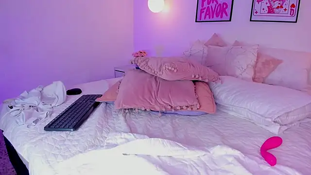 camilaa7's Live XXX Chat
