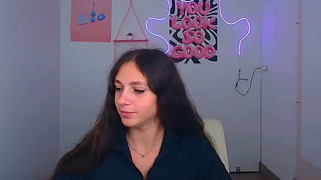 KissMeJulia Adlı Modelin Canlı XXX Sohbeti